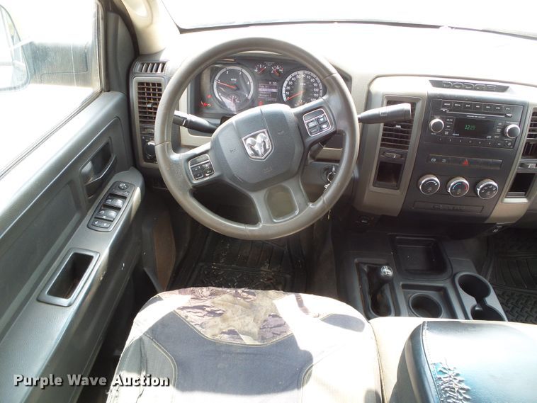 image for item DG0178 2012 Dodge Ram 3500HD Crew Cab pickup truck