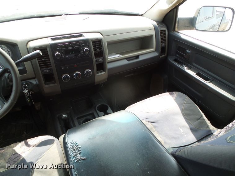 image for item DG0178 2012 Dodge Ram 3500HD Crew Cab pickup truck