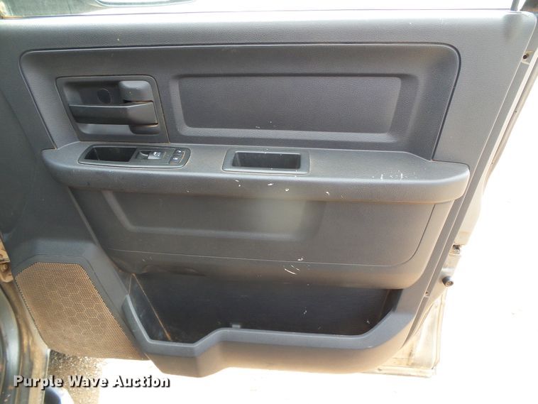 image for item DG0178 2012 Dodge Ram 3500HD Crew Cab pickup truck