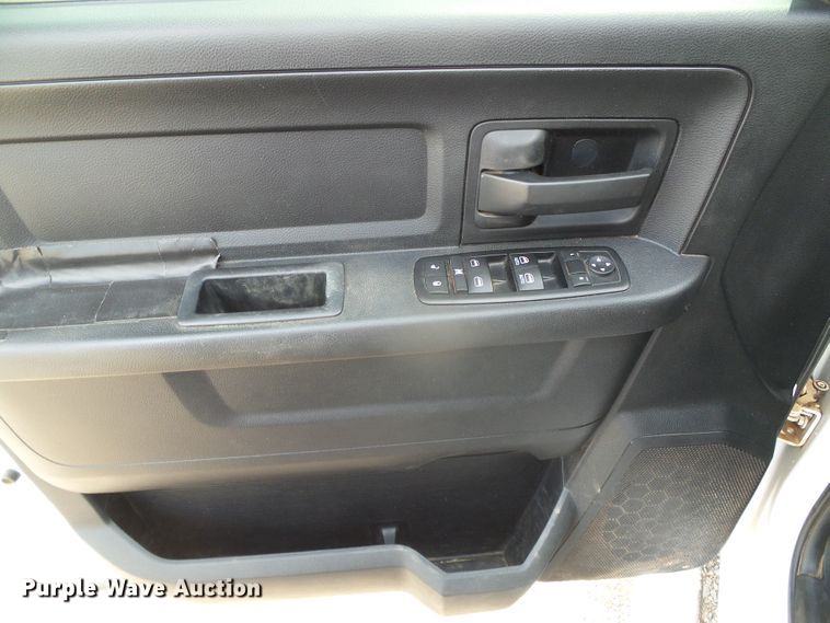 image for item DG0179 2015 Dodge Ram 2500HD Crew Cab pickup truck