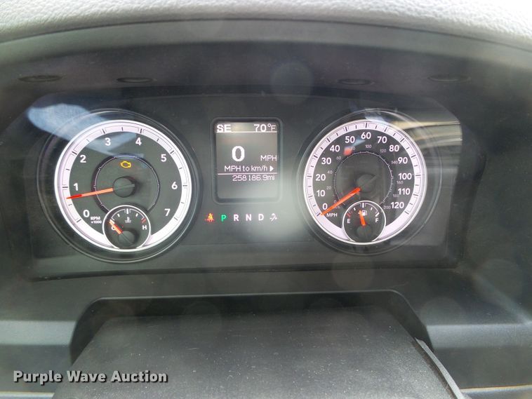 image for item DG0179 2015 Dodge Ram 2500HD Crew Cab pickup truck