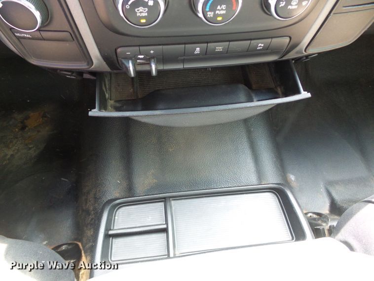 image for item DG0179 2015 Dodge Ram 2500HD Crew Cab pickup truck