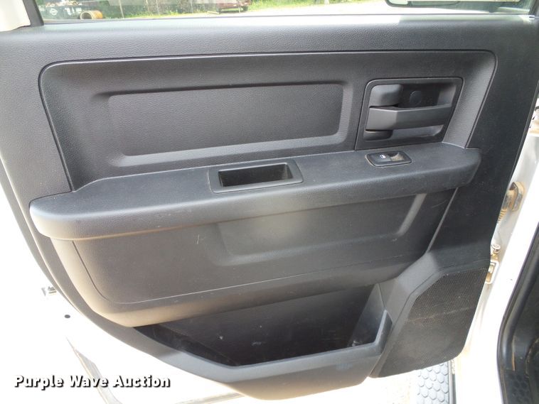 image for item DG0179 2015 Dodge Ram 2500HD Crew Cab pickup truck