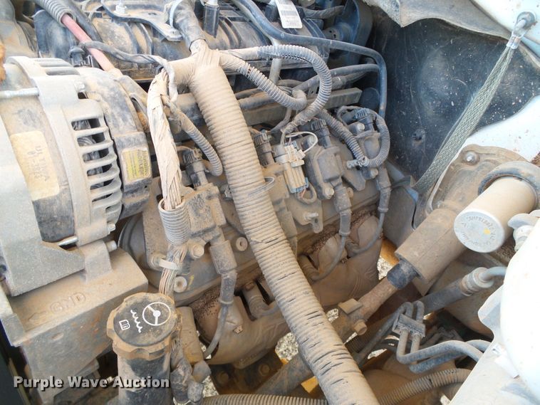 image for item DG0184 2013 Chevrolet Silverado 3500HD Crew Cab pickup truck cab and chassis