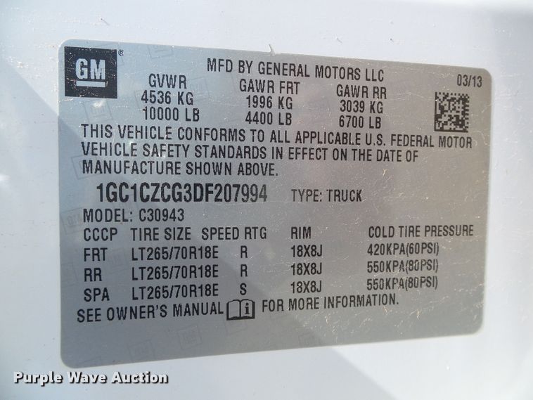 image for item DG0184 2013 Chevrolet Silverado 3500HD Crew Cab pickup truck cab and chassis