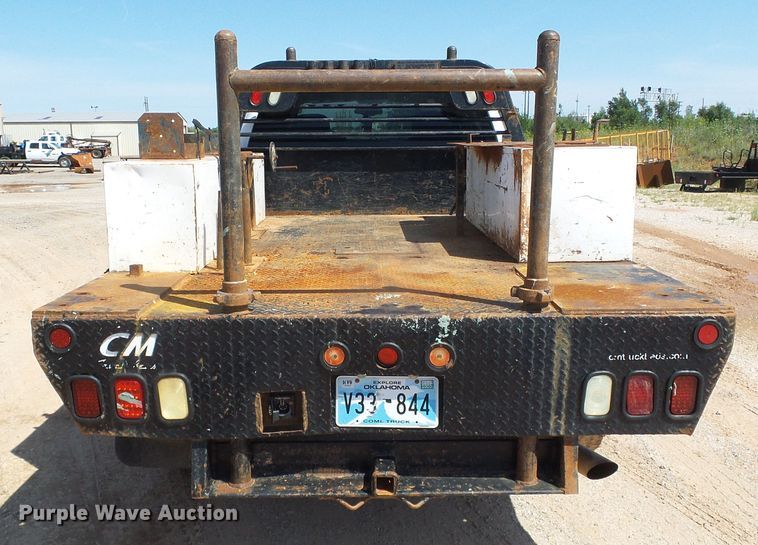 image for item DG0185 2014 Chevrolet Silverado 3500HD Crew Cab flatbed pickup truck