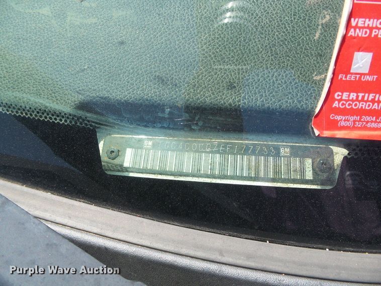 image for item DG0185 2014 Chevrolet Silverado 3500HD Crew Cab flatbed pickup truck