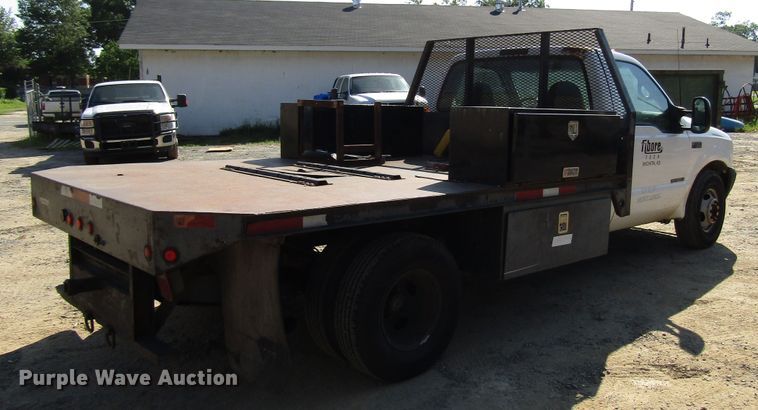 image for item DG1346 2000 Ford F350 Super Duty flatbed pickup truck