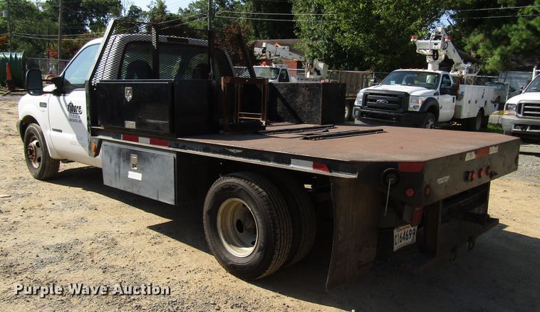 image for item DG1346 2000 Ford F350 Super Duty flatbed pickup truck