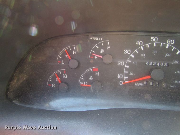 image for item DG1346 2000 Ford F350 Super Duty flatbed pickup truck