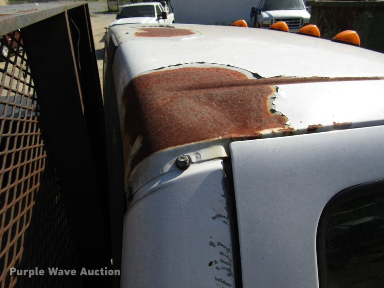 image for item DG1346 2000 Ford F350 Super Duty flatbed pickup truck