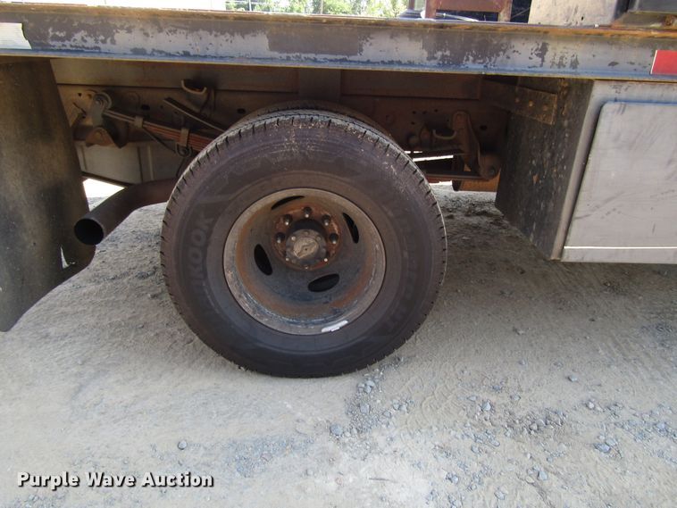 image for item DG1346 2000 Ford F350 Super Duty flatbed pickup truck