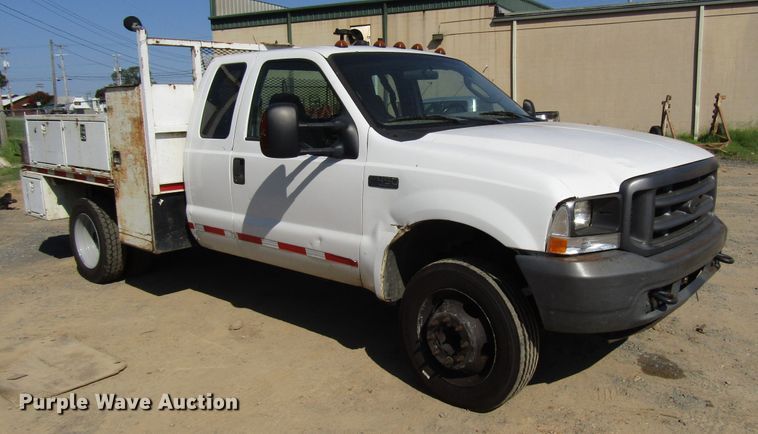 image for item DG1347 2004 Ford F450 Super Duty SuperCab utility truck