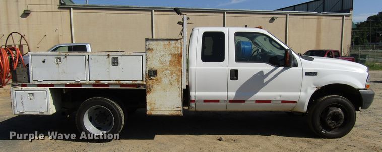 image for item DG1347 2004 Ford F450 Super Duty SuperCab utility truck