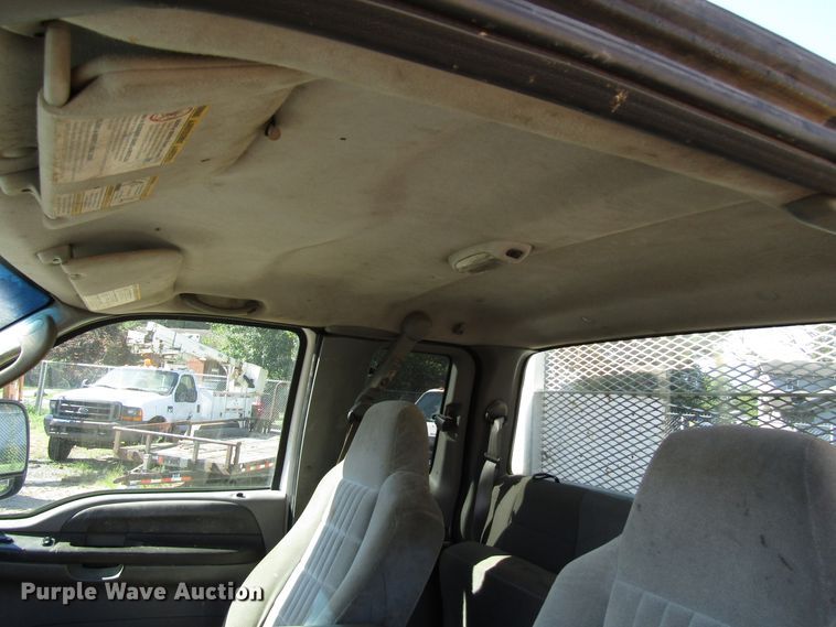 image for item DG1347 2004 Ford F450 Super Duty SuperCab utility truck