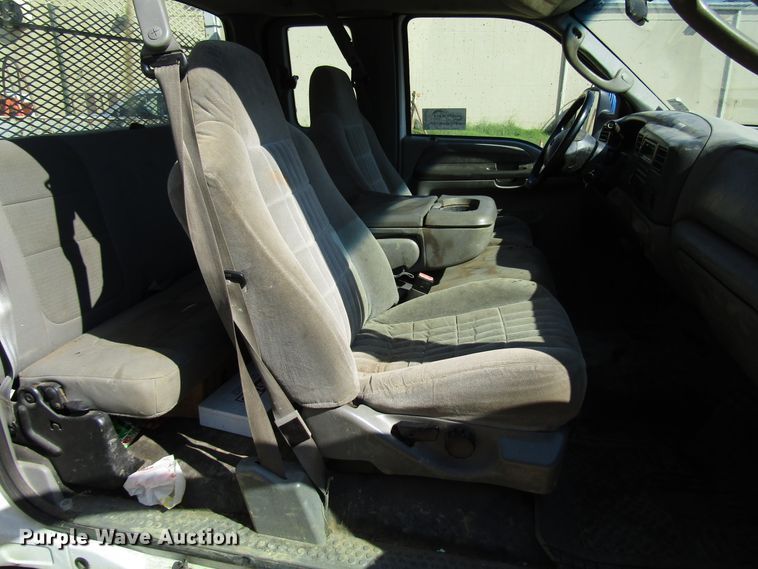 image for item DG1347 2004 Ford F450 Super Duty SuperCab utility truck