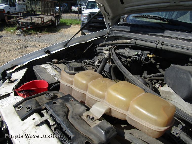 image for item DG1347 2004 Ford F450 Super Duty SuperCab utility truck