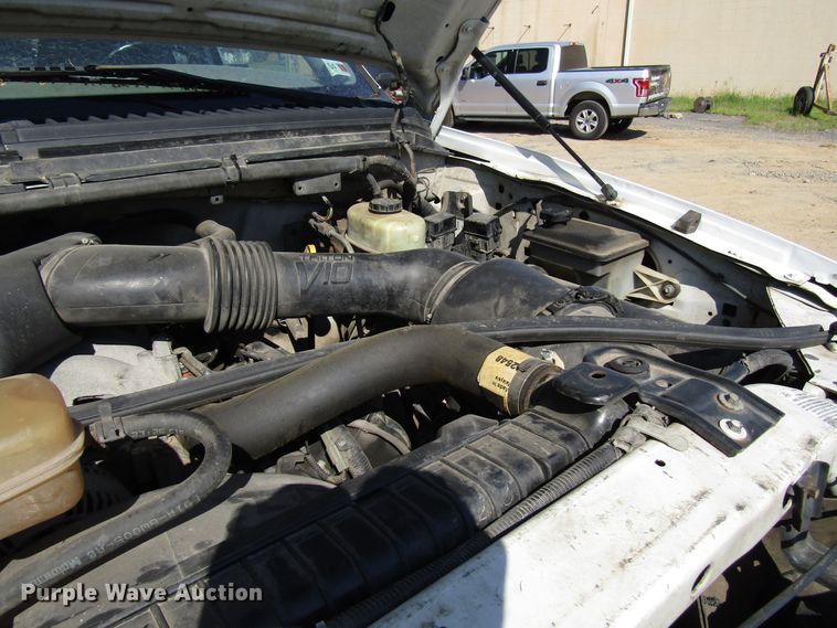 image for item DG1347 2004 Ford F450 Super Duty SuperCab utility truck