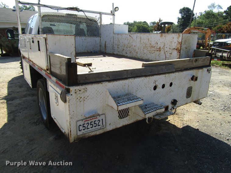 image for item DG1347 2004 Ford F450 Super Duty SuperCab utility truck