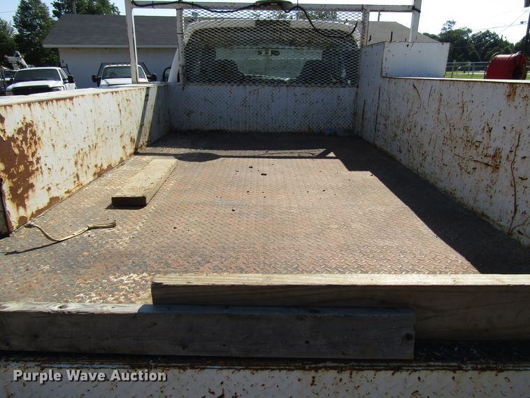 image for item DG1347 2004 Ford F450 Super Duty SuperCab utility truck