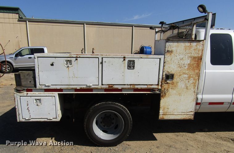 image for item DG1347 2004 Ford F450 Super Duty SuperCab utility truck