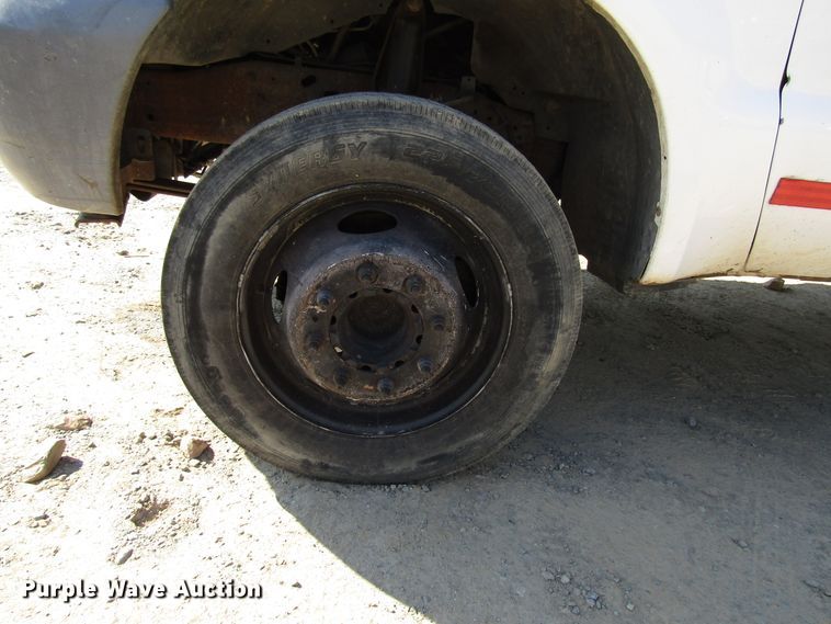 image for item DG1347 2004 Ford F450 Super Duty SuperCab utility truck