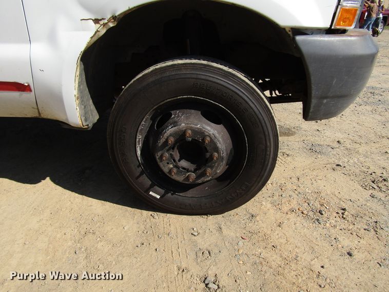 image for item DG1347 2004 Ford F450 Super Duty SuperCab utility truck