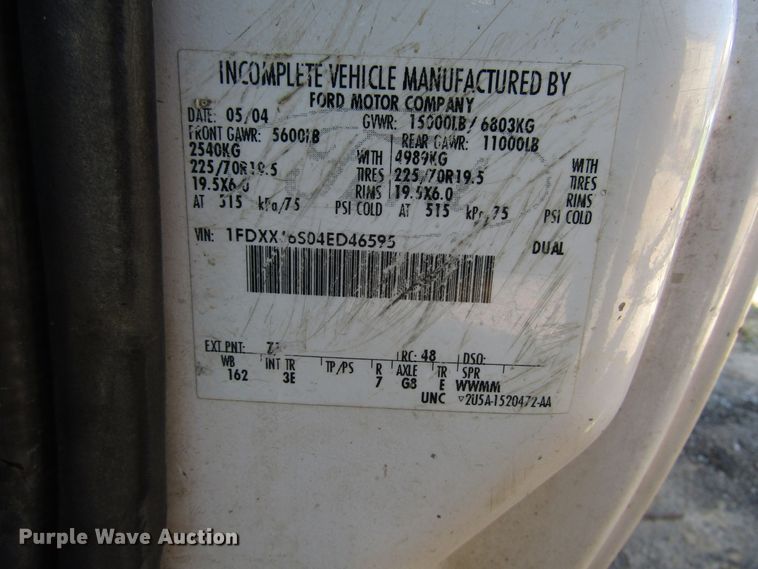 image for item DG1347 2004 Ford F450 Super Duty SuperCab utility truck