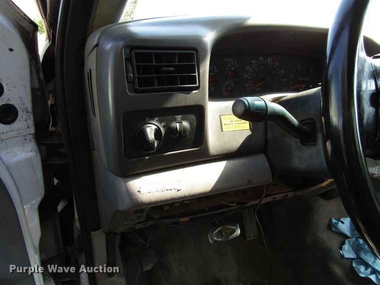 image for item DG1348 2000 Ford F450 Super Duty bucket truck