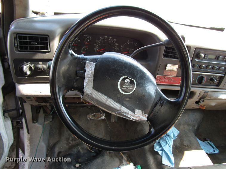 image for item DG1348 2000 Ford F450 Super Duty bucket truck