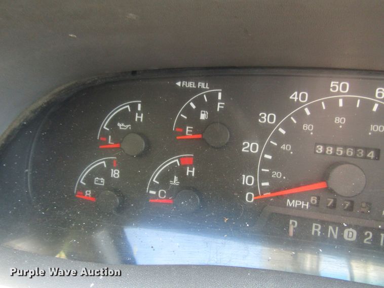 image for item DG1348 2000 Ford F450 Super Duty bucket truck