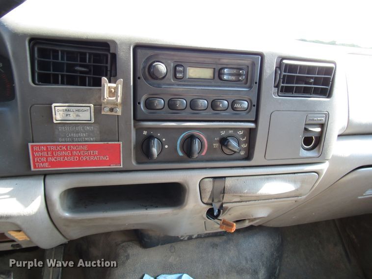 image for item DG1348 2000 Ford F450 Super Duty bucket truck