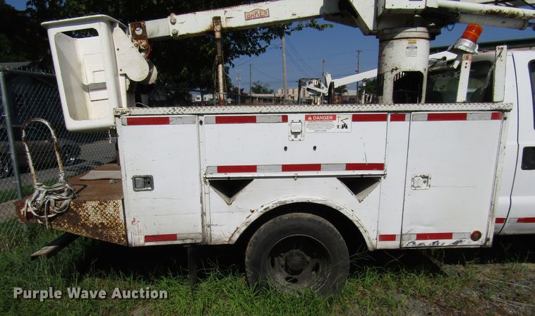 image for item DG1348 2000 Ford F450 Super Duty bucket truck