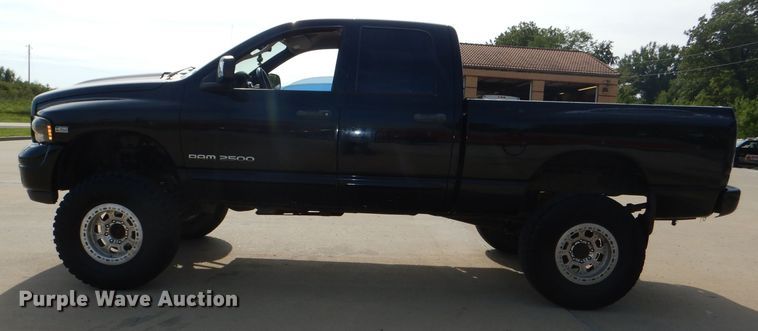 image for item DG4835 2004 Dodge Ram 2500HD Quad Cab pickup truck