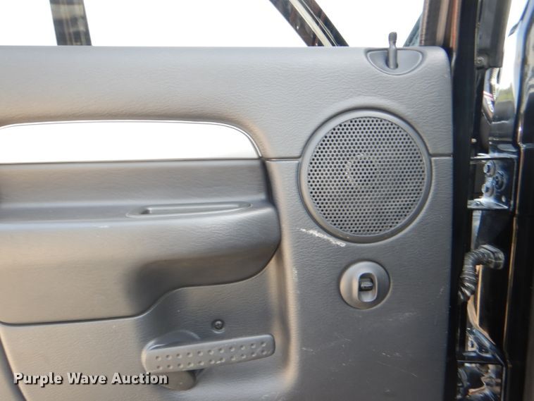 image for item DG4835 2004 Dodge Ram 2500HD Quad Cab pickup truck