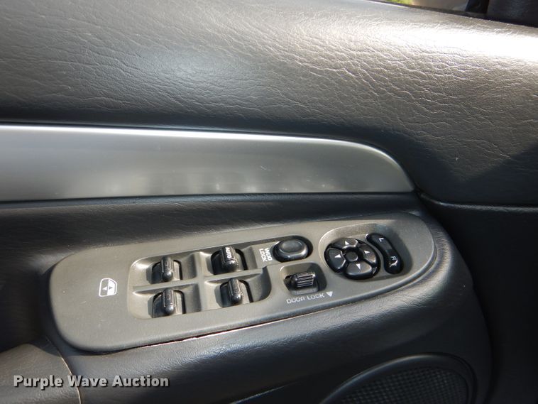 image for item DG4835 2004 Dodge Ram 2500HD Quad Cab pickup truck