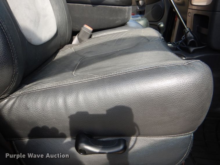 image for item DG4835 2004 Dodge Ram 2500HD Quad Cab pickup truck