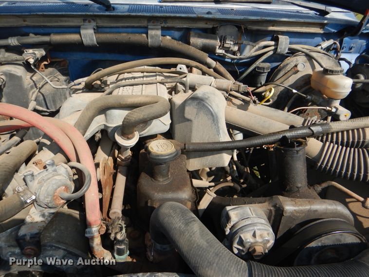 image for item DG4935 1989 Ford F150 XLT pickup truck