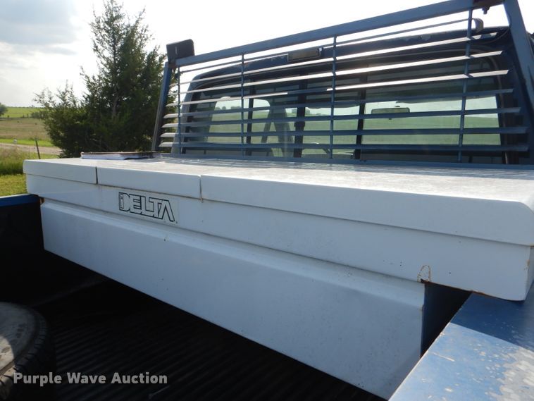 image for item DG4935 1989 Ford F150 XLT pickup truck