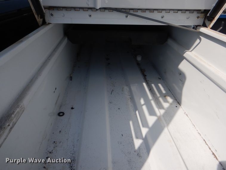 image for item DG4935 1989 Ford F150 XLT pickup truck