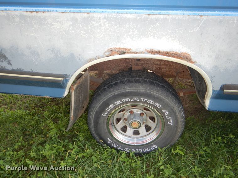 image for item DG4935 1989 Ford F150 XLT pickup truck