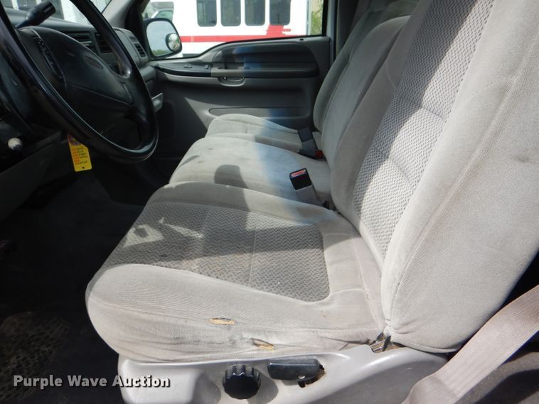 image for item DG4948 2001 Ford F250 Super Duty pickup truck