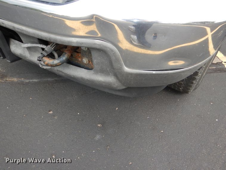 image for item DG4948 2001 Ford F250 Super Duty pickup truck