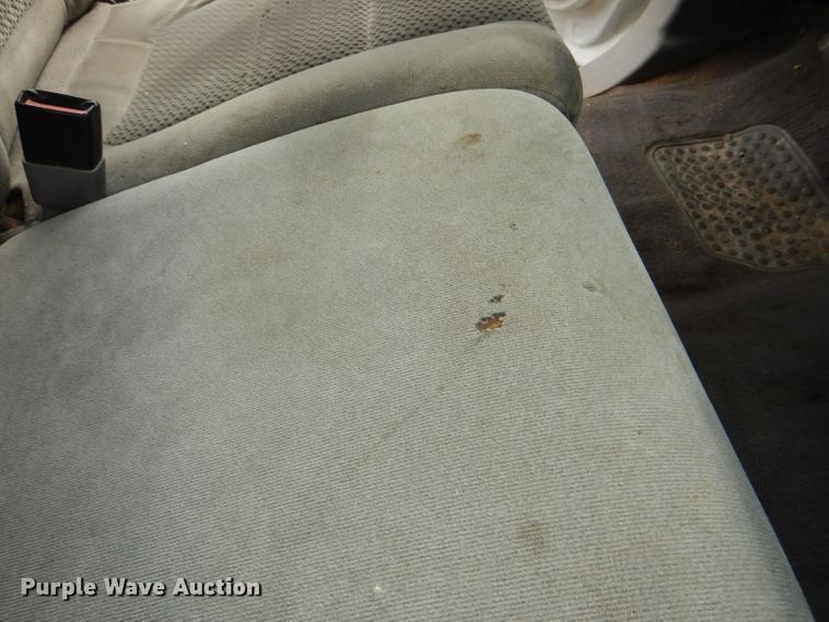 image for item DG4948 2001 Ford F250 Super Duty pickup truck