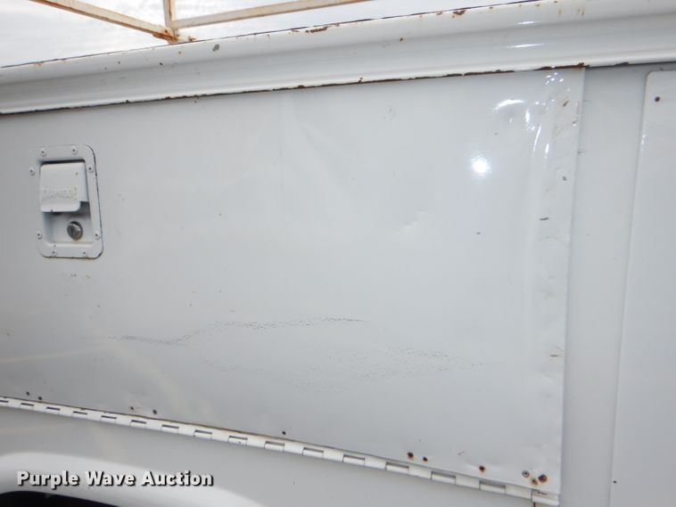 image for item DG4948 2001 Ford F250 Super Duty pickup truck