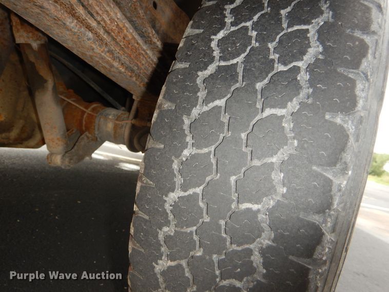 image for item DG4948 2001 Ford F250 Super Duty pickup truck