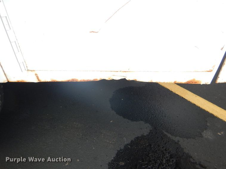 image for item DG4948 2001 Ford F250 Super Duty pickup truck