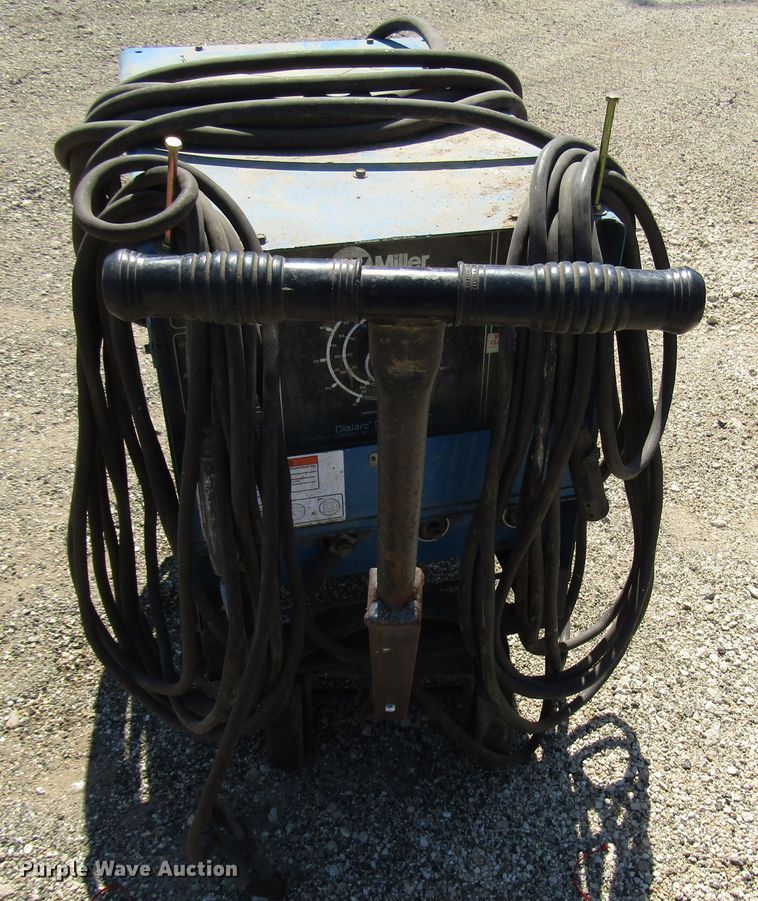 image for item DG8071 Miller Dialarc 250 AC/DC welder