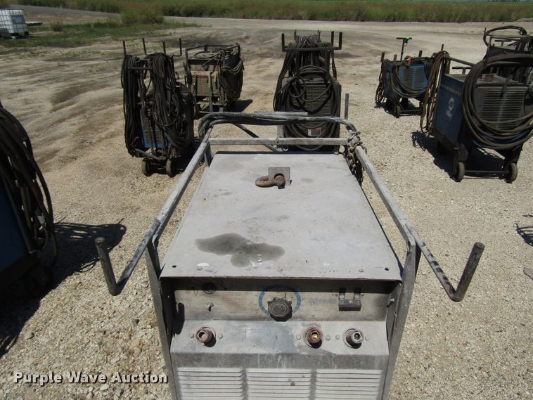 image for item DG8073 Airgo 3-DORS-24-C welder