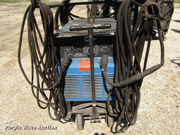 image for item DG8074 Miller SRH333 welder